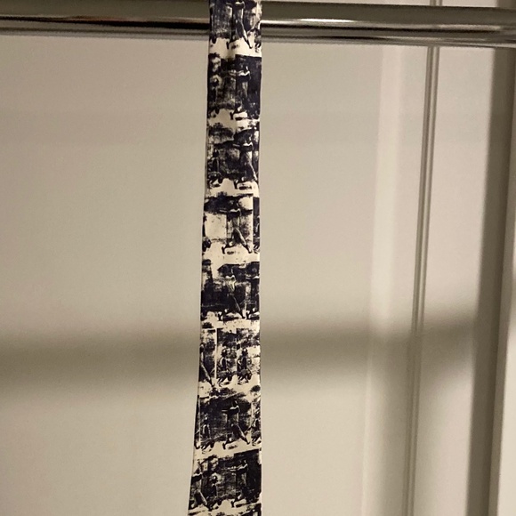 Vintage Andy Warhol Flammation Men's Silk Tie - Picture 3 of 11